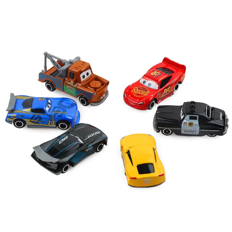 Kit Carros Relâmpago McQueen com Caminhão
